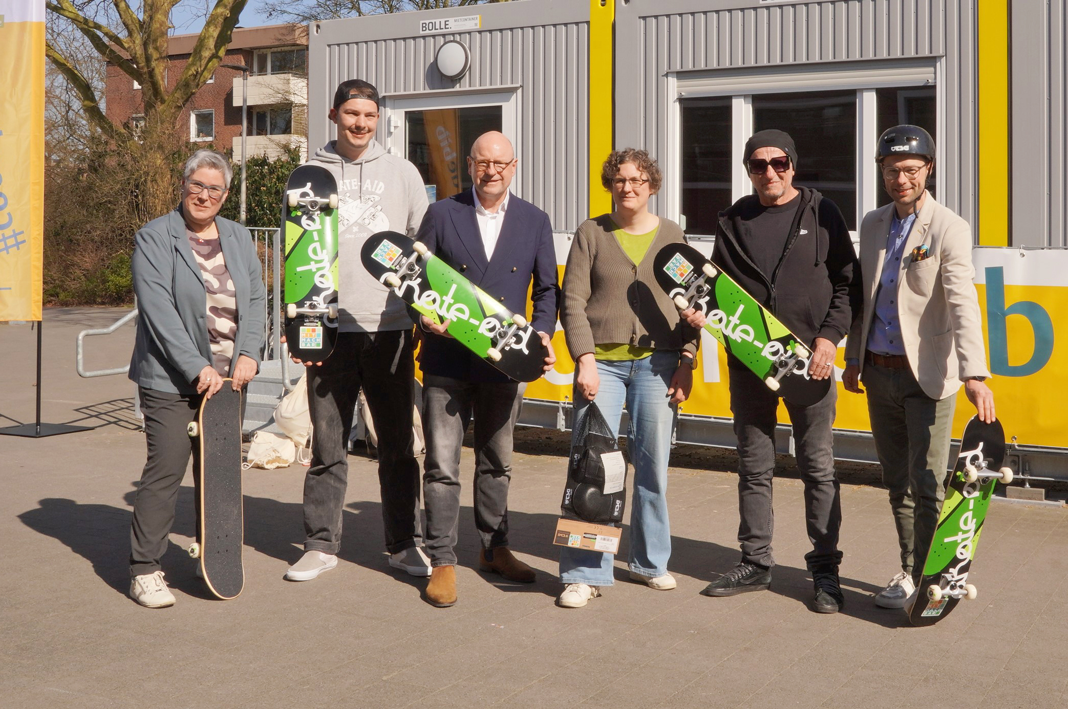 Neue Skateboards für die Stadtteilbücherei in Coerde